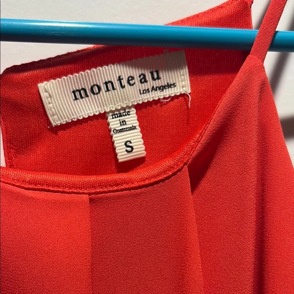 Monteau fabric halter flowing